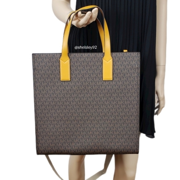 ⚠️LAST 1⚠️ Michael Kors Kenly LG Tote - Picture 3 of 7